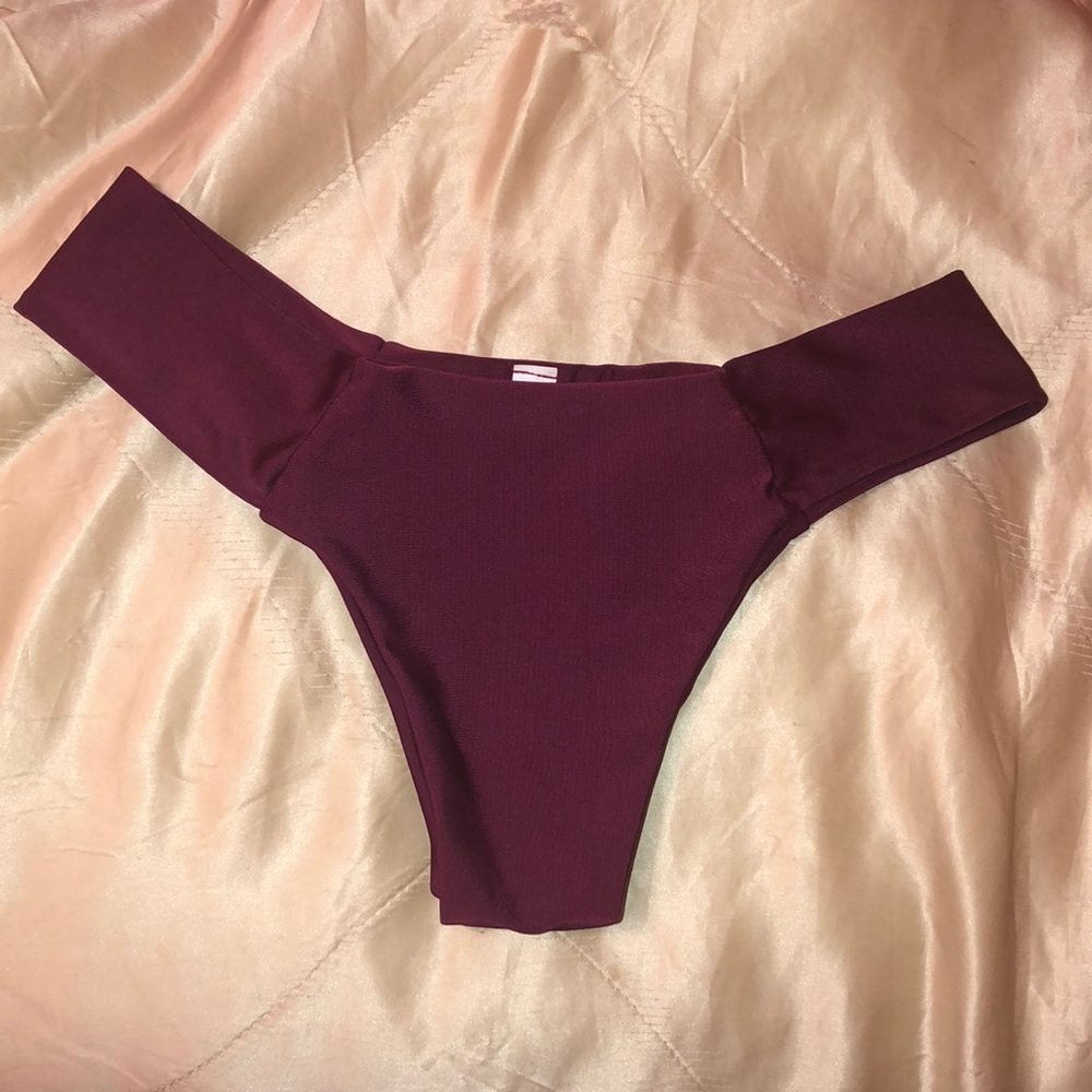 Bikini bottoms